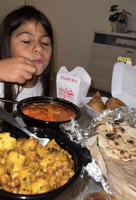 Tofu Butter Masala (butter chicken alternative), Plain Naan, Veggie Samosa, Aloo Gobi Methiwala, White Rice