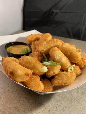 Ooey Gooey cheese Curds