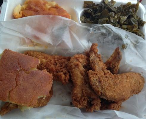 Fried chicken wings, Mac and cheese, collard greens and corn bread