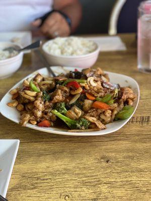 Cashew Chicken