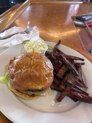 Hamburger with sweet potato fries