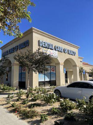 Modern Dental office close to 210 FWY