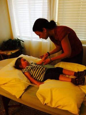 Kids love acupuncture!