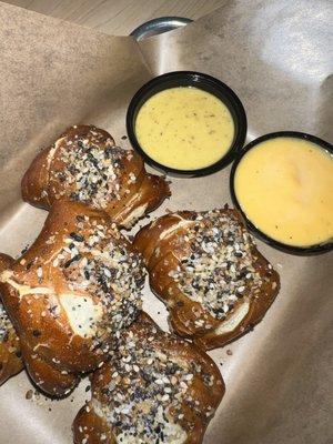 Everything Pretzel Knots