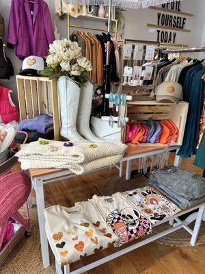 While shopping at Bridgette and Main in Cooperstown NY, you'll find lots of seasonal accessories, gift and jewelry.