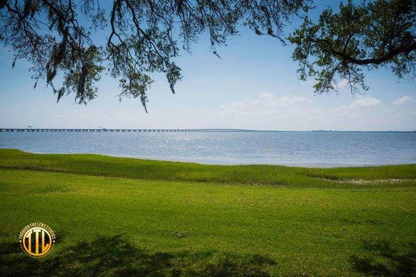 Private waterfront location for ceremony or pictures