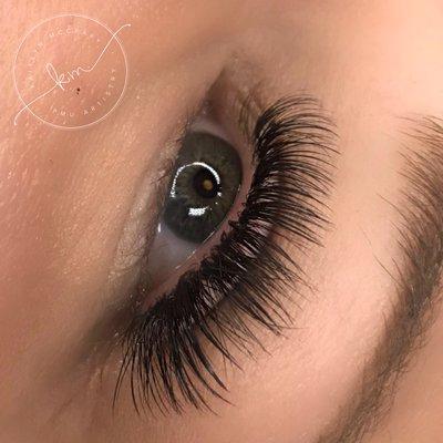 Volume Lash Extensions