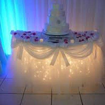 Fairy light cake table