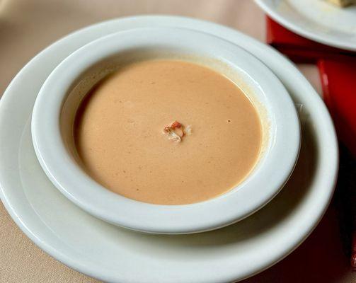 Lobster bisque - not very good.