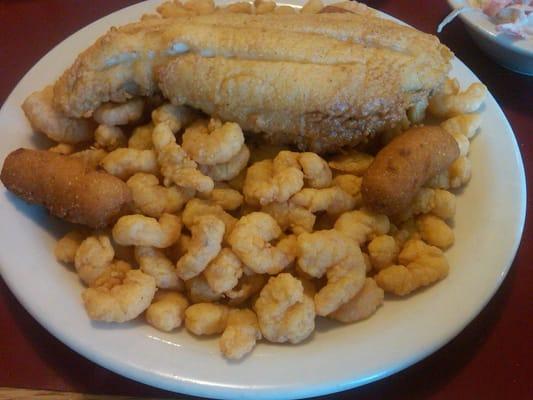 Popcorn Shrimp & Flounder - excellent and plenty there.