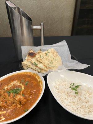 vindaloo and Garlic Naan