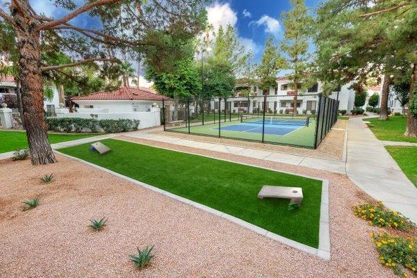 Pickleball court and cornhole game at San Antigua in McCormick Ranch