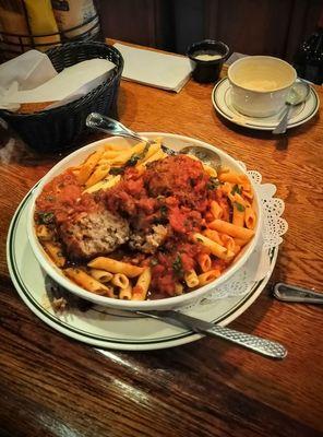 Fluffy meatballs in penne