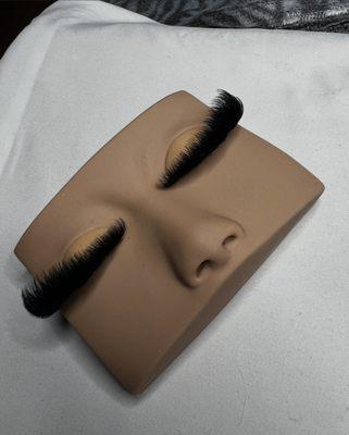 volume lashes