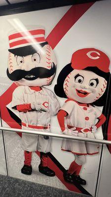 Aloha Cincinnati Reds fans! See you next time!