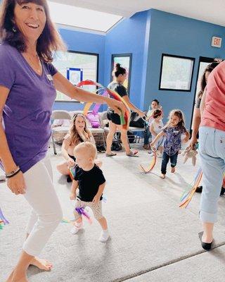 Streamer Dancing at Sunrise Chapel