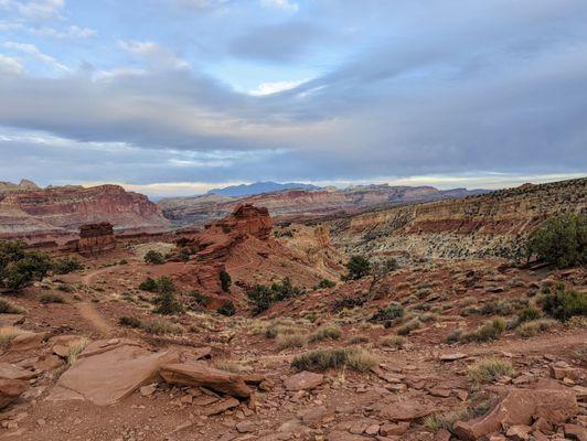 Sunset Point Trail