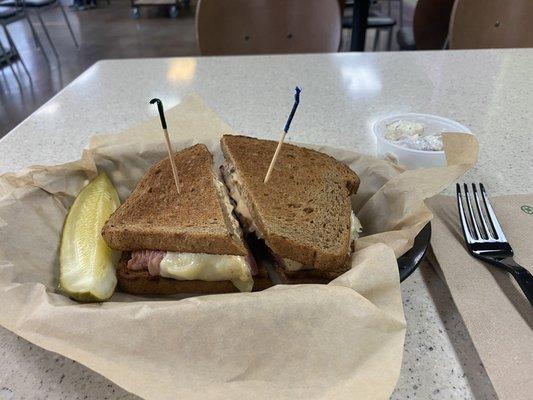 Nellie's Deli Market