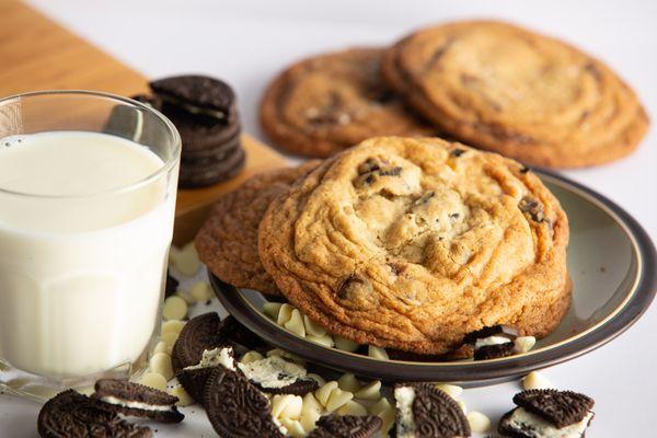 Cookies & Cream Cookies