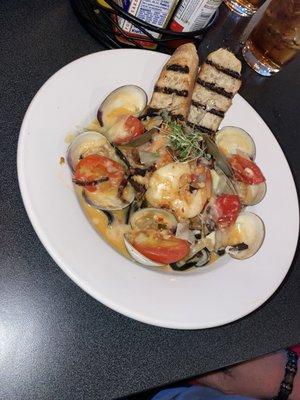 Seafood and Squid ink Linguine