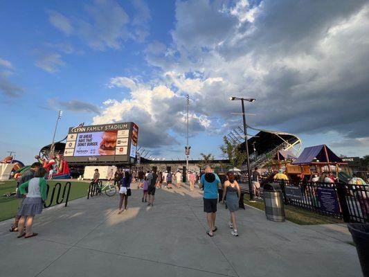 Walking into the stadium from Purple Lot. What a gorgeous venue.