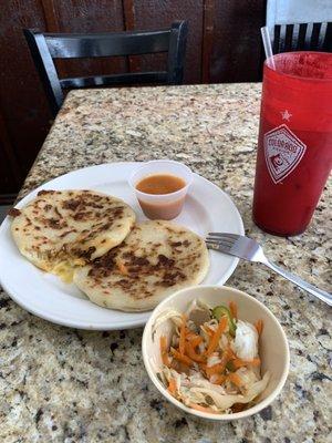 Pupuseria Y Restaurante Salvadoreño