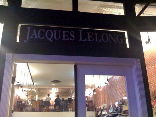 The Jacques Lelong at night.