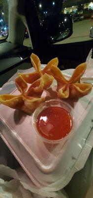 Crab Rangoon 5*