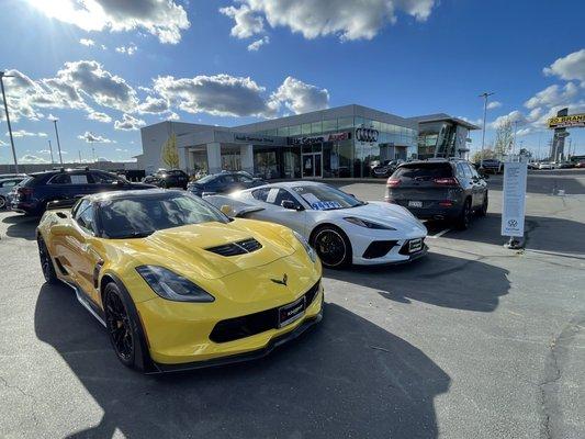 Corvettes!