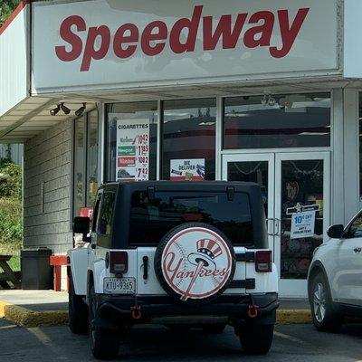 Speedway in Kingston, NY: Yankees parking only