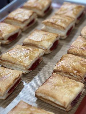 Home baked Pastelitos de Guayaba !!