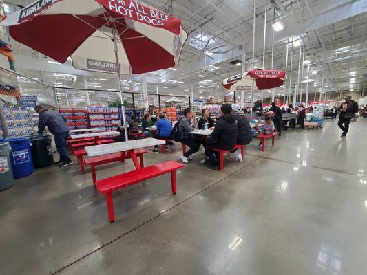 Food court seating