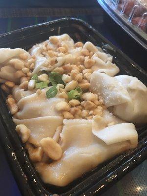 Spicy dumplings with peanut sauce - delish