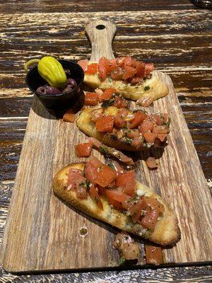 BRUSCHETTA POMODORO