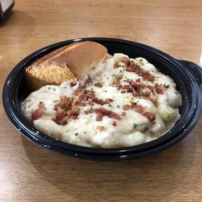 Gnocchi Alfredo with bacon bits