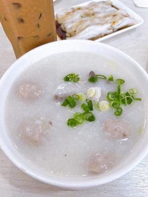 mixed pork porridge (pork meatballs, pork liver, pork stomach)