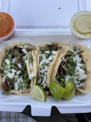 3 tacos de Cabeza.  Fresh, hot, and tasty.