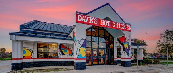 Dave's Hot Chicken - Exterior Pic