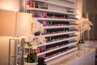 Over 300 gel polishes to choose from