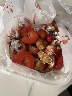 Strawberry mini funnel cake