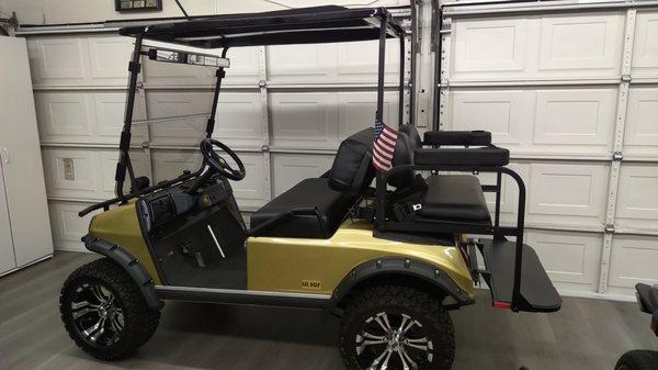 Club Car DS - Gold and Black