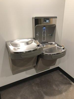 Water bottle station