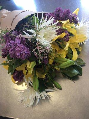 Gorgeous arrangement by Nikiya