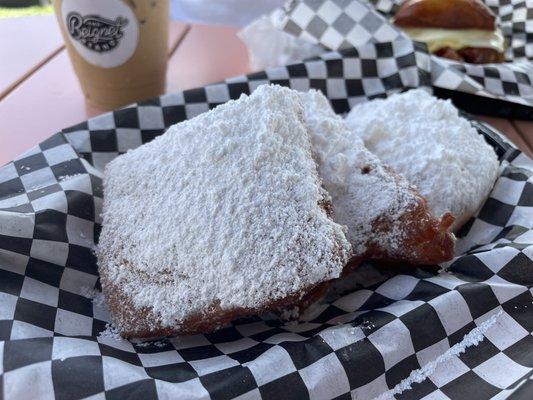 Classic beignets