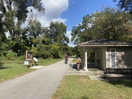 Ferris Groves is popular stop in Floral City along Withlacoochee Trail.