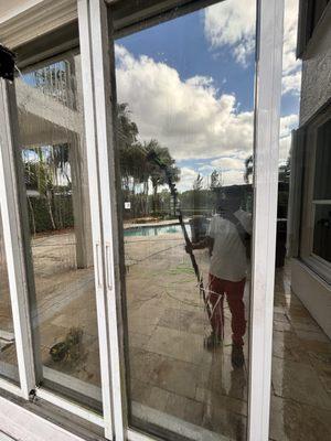 Sliding door cleaning