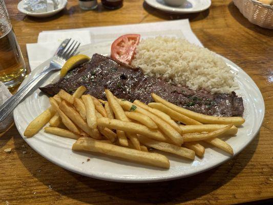 Fraldinha with beans, fries and rice