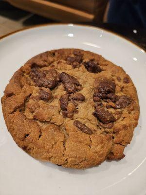 Peanut butter chocolate chip cookie