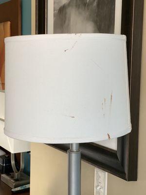 Gross brown stains on the lamp