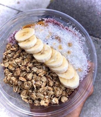 Açaí Bowl BASE: Granola, Banana, Coconut & Honey